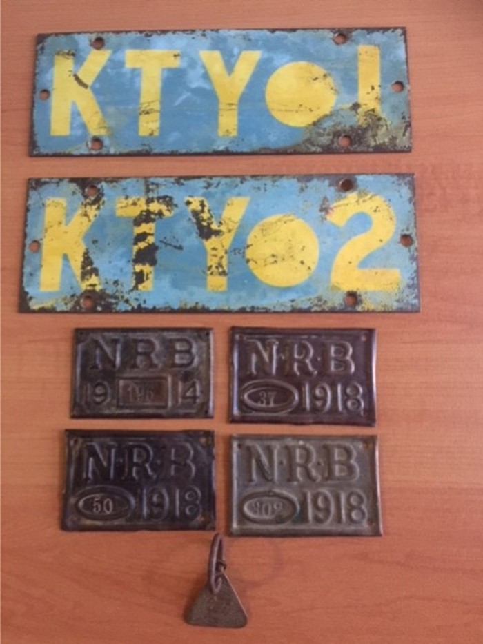 Image Gallery - Early KTY number plates, Ninghan Road Board cart plates